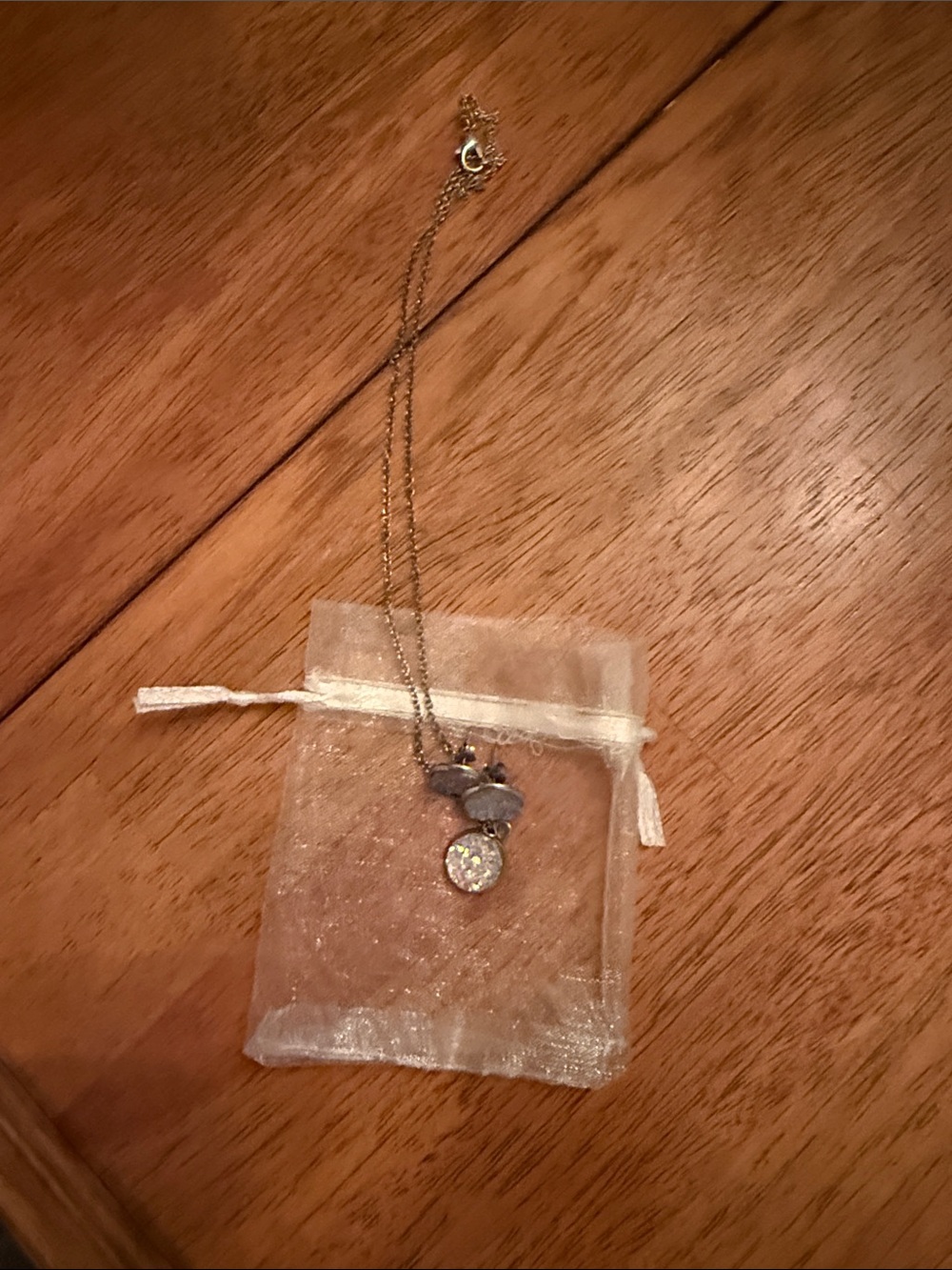 Delicate silver Chain Necklace with Sparkling Clear Pendant